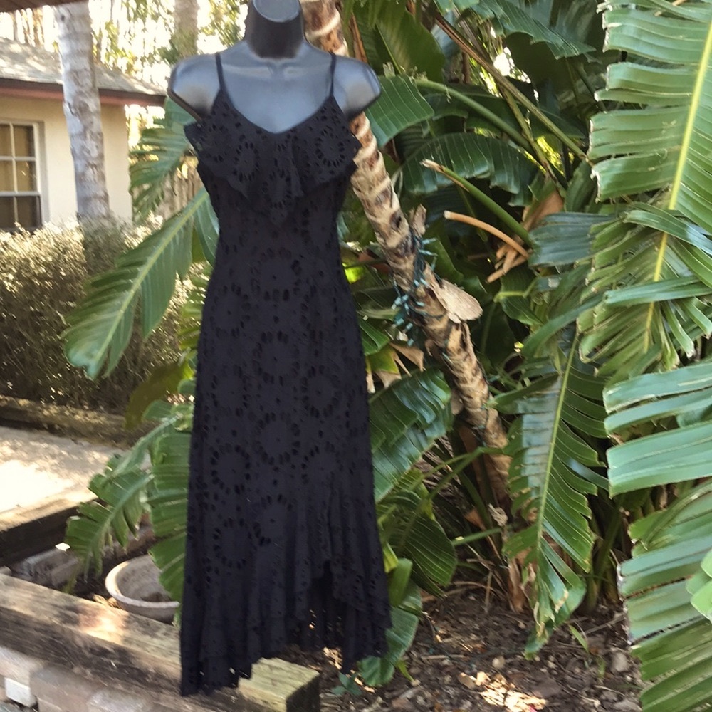 Hibiscus  ruffle eyelet lace slip dress - Picture 3 of 10